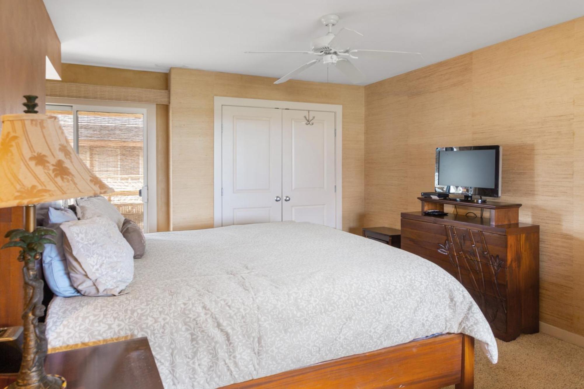 Lotus Suite, 1 Bedroom, Sleeps 4, Pool & Bbq, Pre-Renovation Summer Sale 基黑 外观 照片